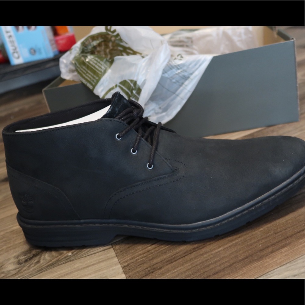 Timberland black waterproof chukka
